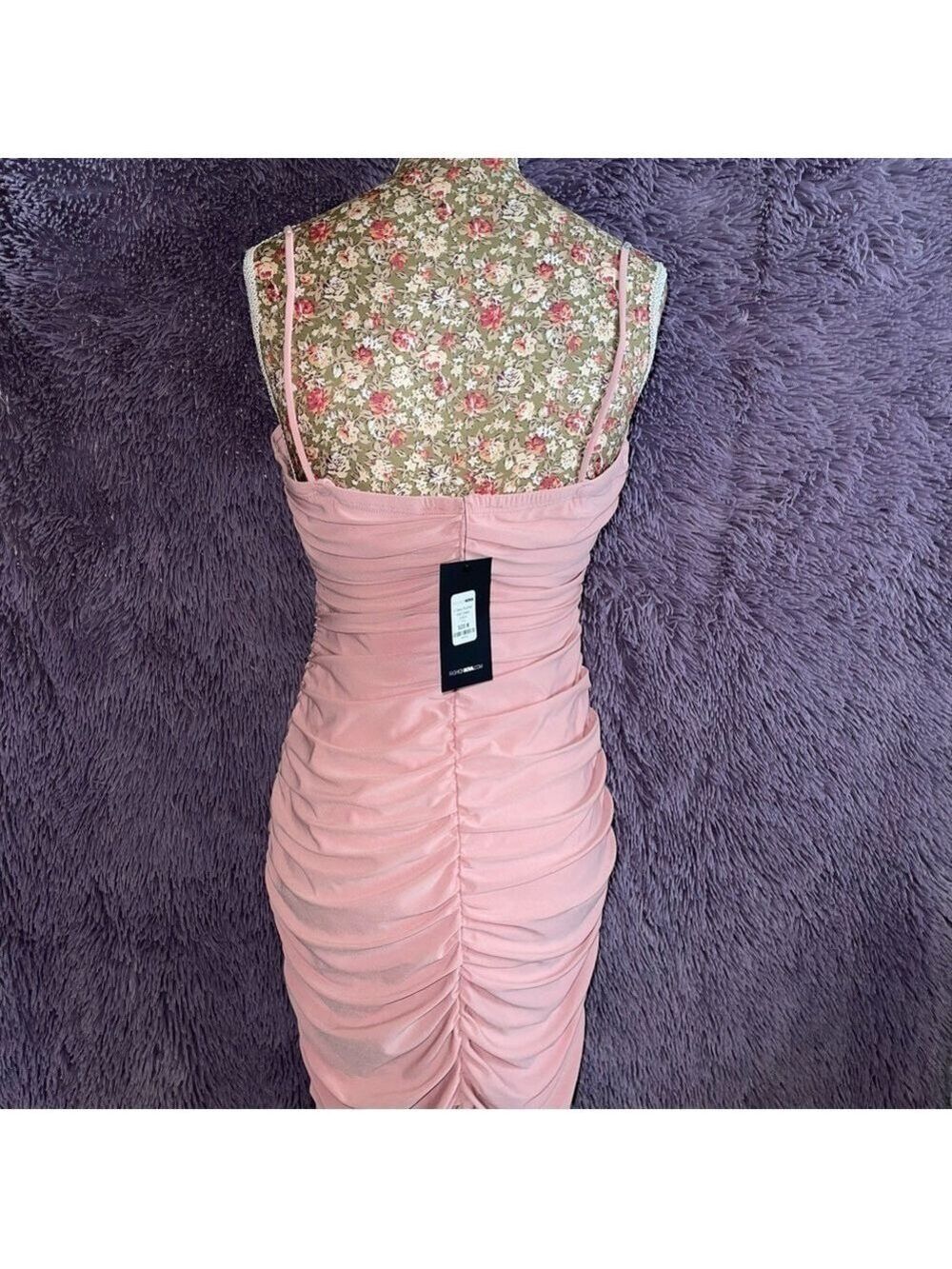 Fashion Nova V Neckline Ruched Sexy Dress - Picture 5 of 7